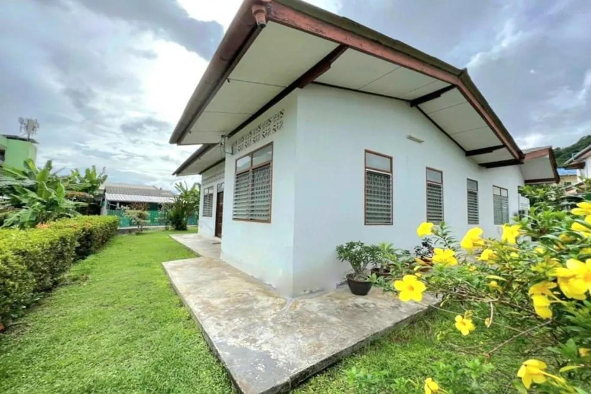 Baan Bonsuan Hill Guesthouse Phuket Exterior foto